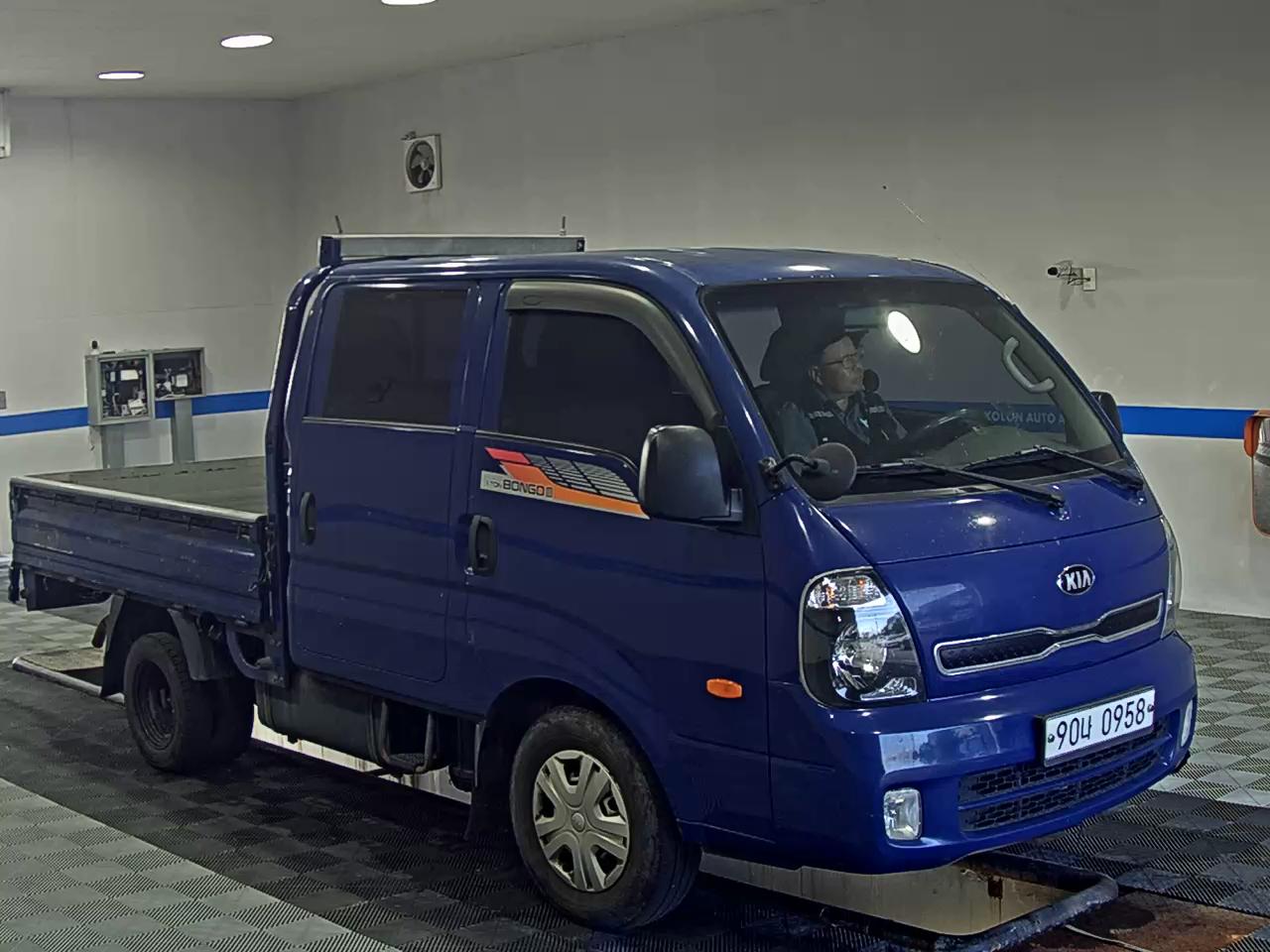 KIA BONGO III CARGO CRDi DOUBLE CAB EXTRA LONG WHEELBASE 2019 - zdjęcie 3