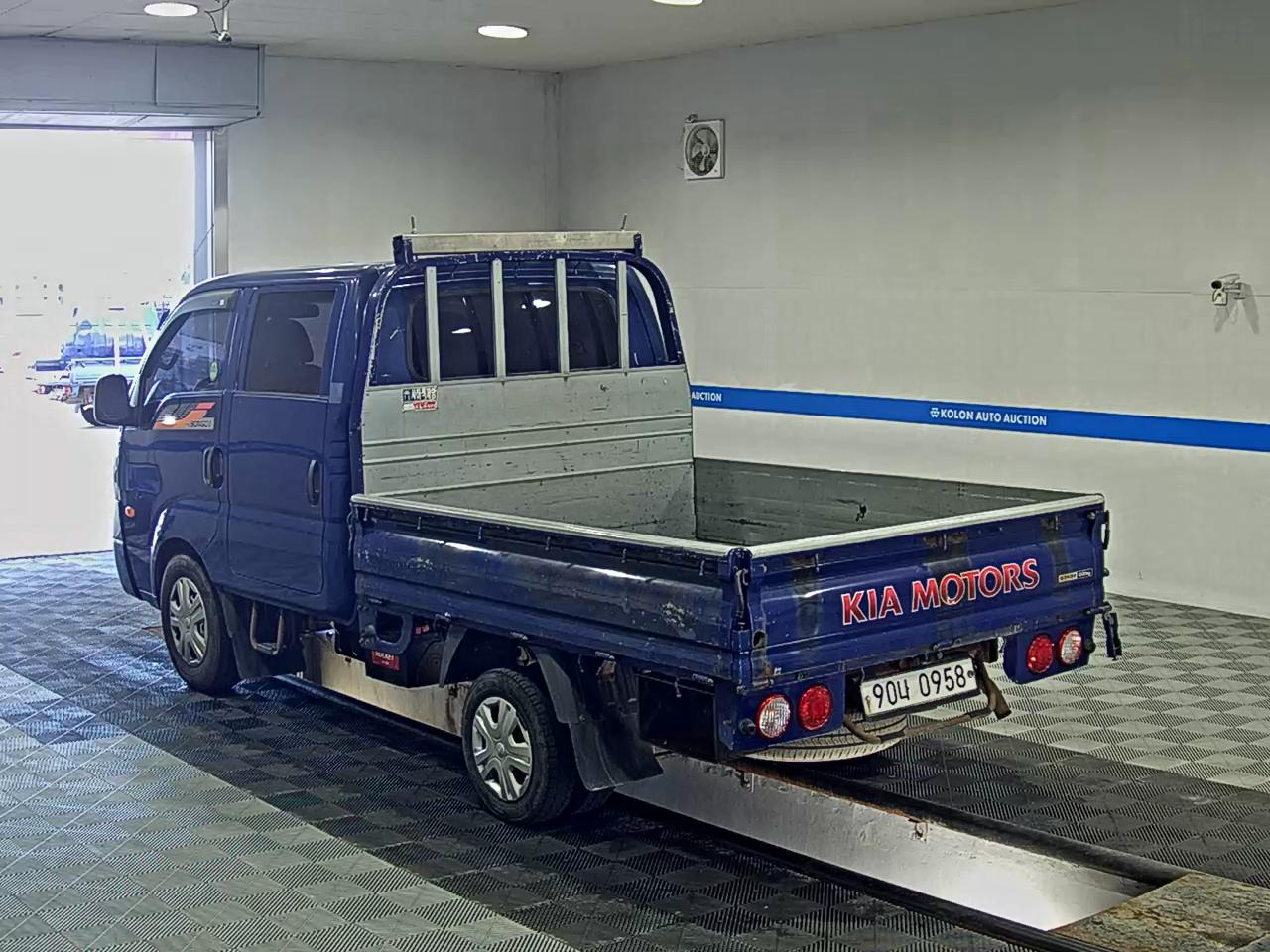 KIA BONGO III CARGO CRDi DOUBLE CAB EXTRA LONG WHEELBASE 2019 - zdjęcie 6