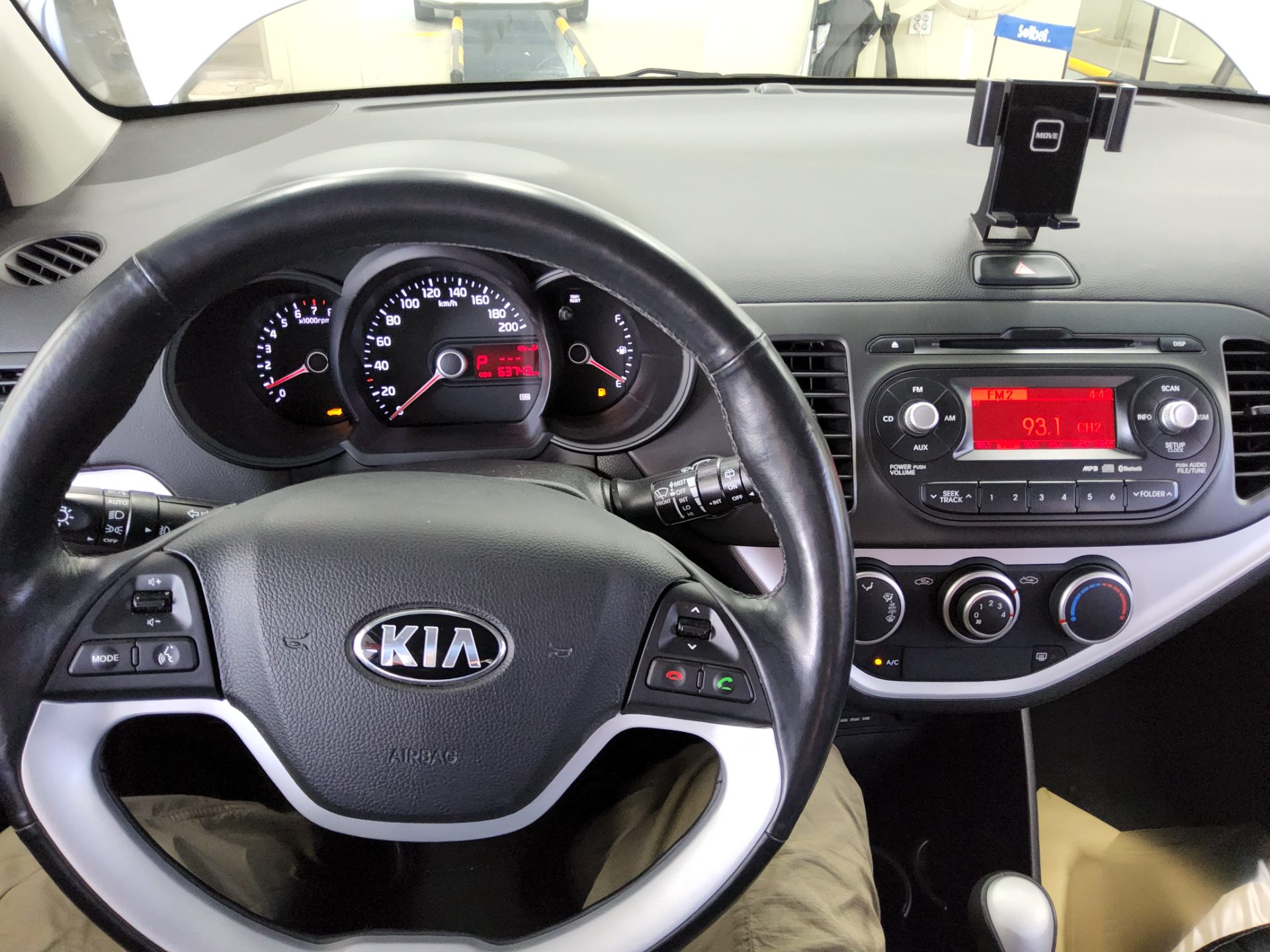 KIA ALL NEW MORNING GASOLINE LUXURY 2013 - zdjęcie 17