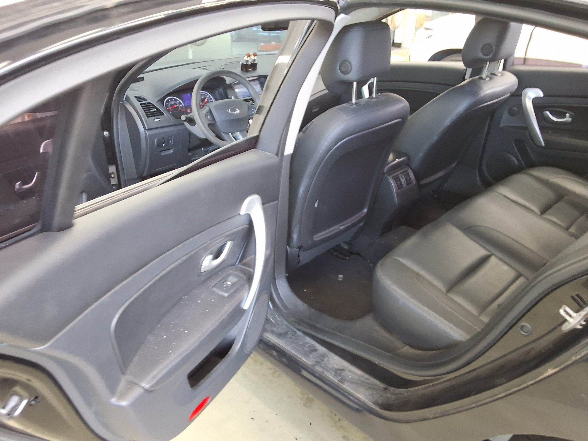 RENAULT (SAMSUNG) SM5 NOVA CLASSIC 2018 - zdjęcie 12