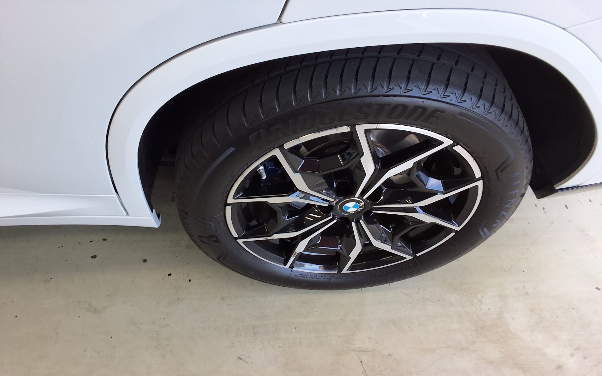 BMW X4 (2ND GEN) 20i xDRIVE M SPORT 2024 - zdjęcie 25