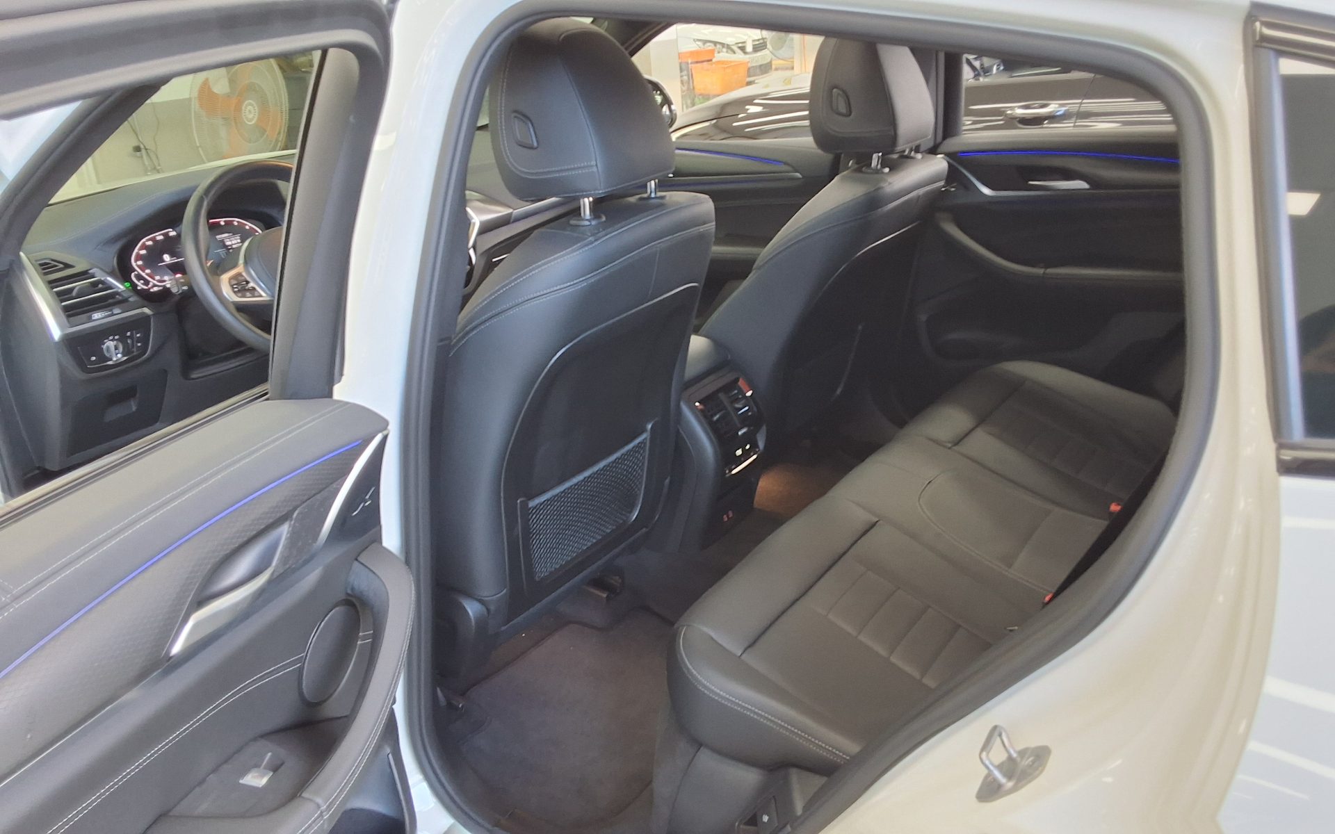 BMW X4 (2ND GEN) 20i xDRIVE M SPORT 2024 - zdjęcie 12