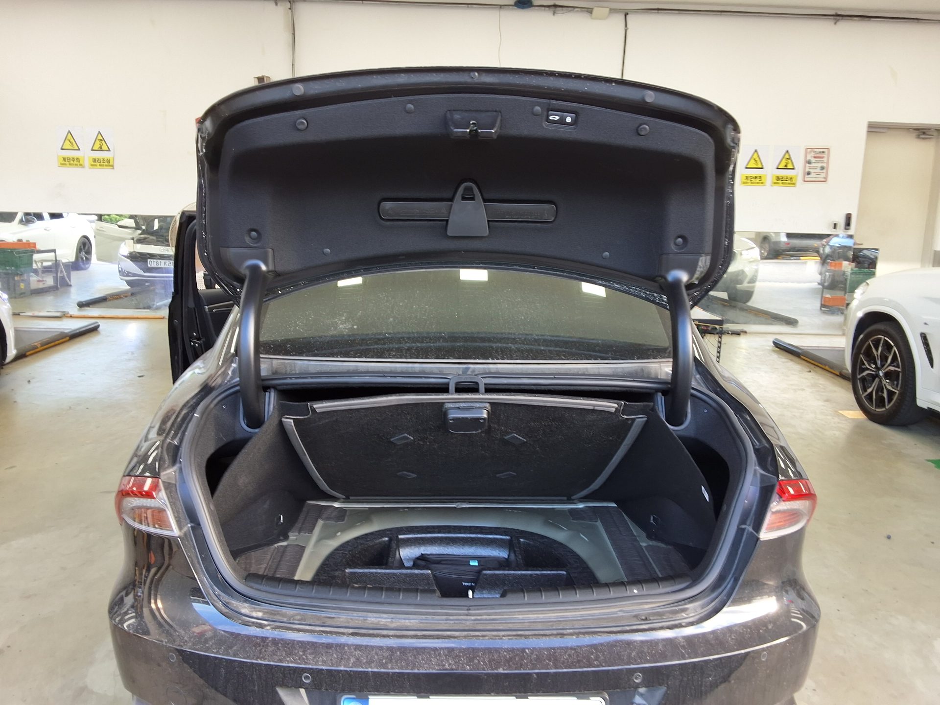 HYUNDAI THE NEW GRANDEUR IG GASOLINE 2.5 PREMIUM CHOICE 2021 - zdjęcie 15