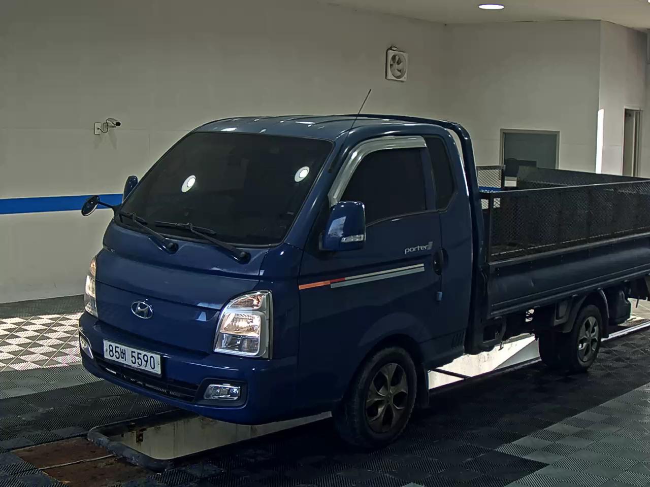 HYUNDAI PORTER II CRDi SUPER CAB EXTRA LONG WHEELBASE MODERN 2020 - zdjęcie 2