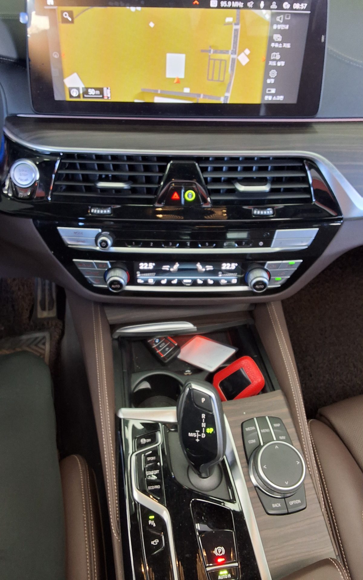 BMW 5 SERIES (7TH GEN) 530i xDRIVE M SPORT PACK 2021 - zdjęcie 18
