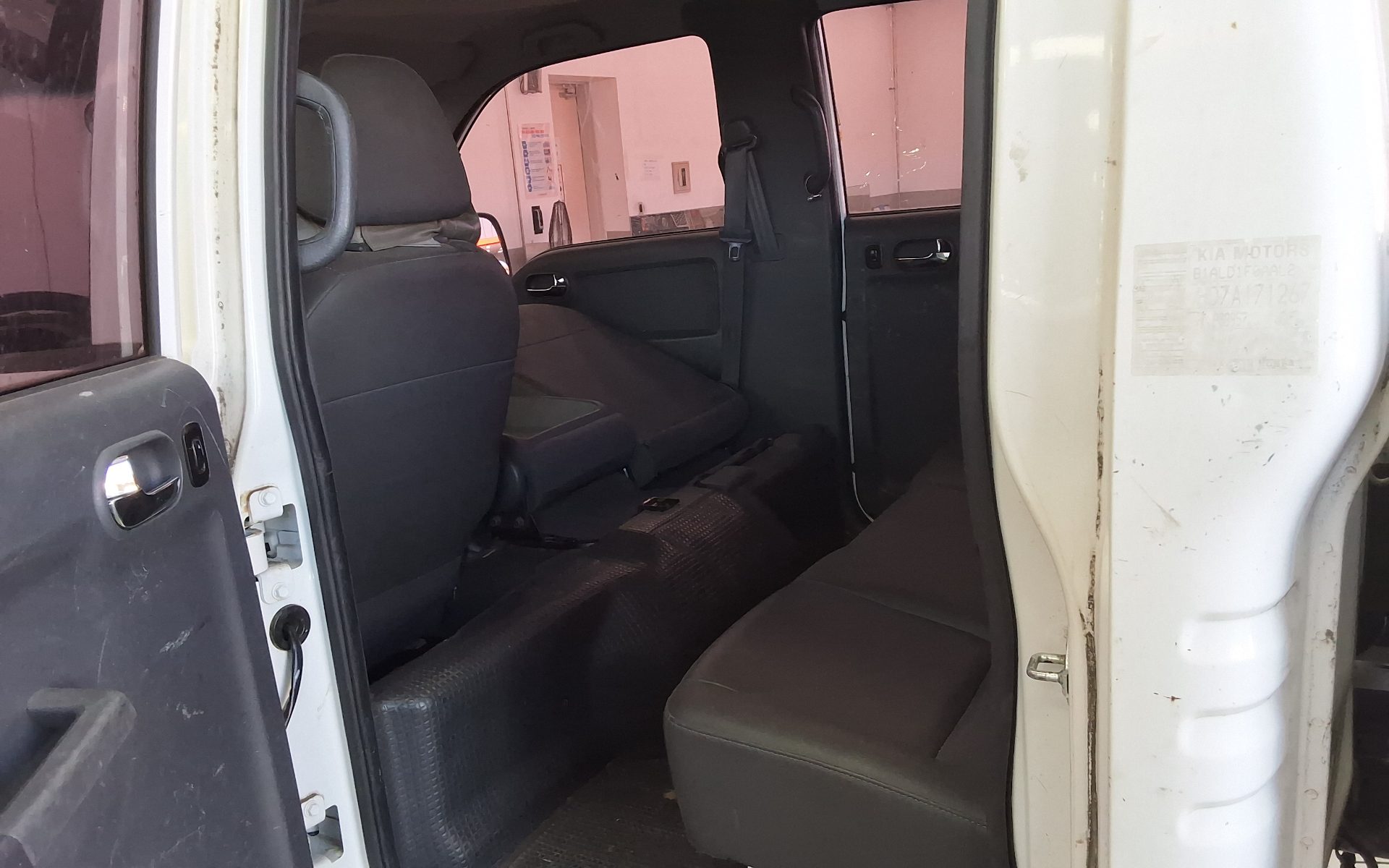 KIA BONGO III CARGO CRDi DOUBLE CAB EXTRA LONG WHEELBASE 2017 - zdjęcie 12