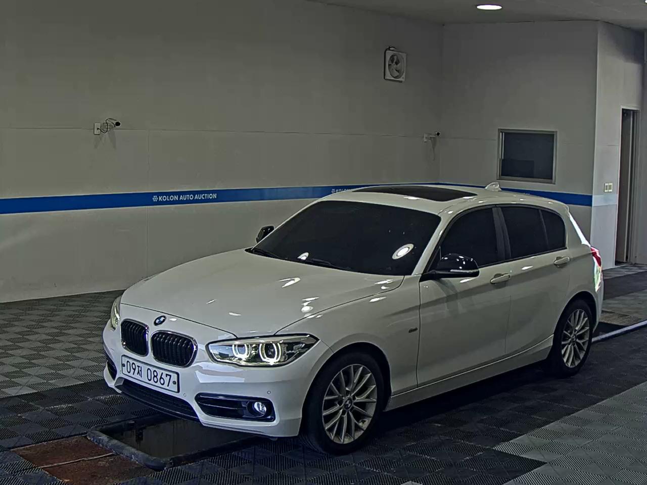 BMW 1 SERIES (2ND GEN) 5-DOOR 118d SPORT LINE 2016 - zdjęcie 2