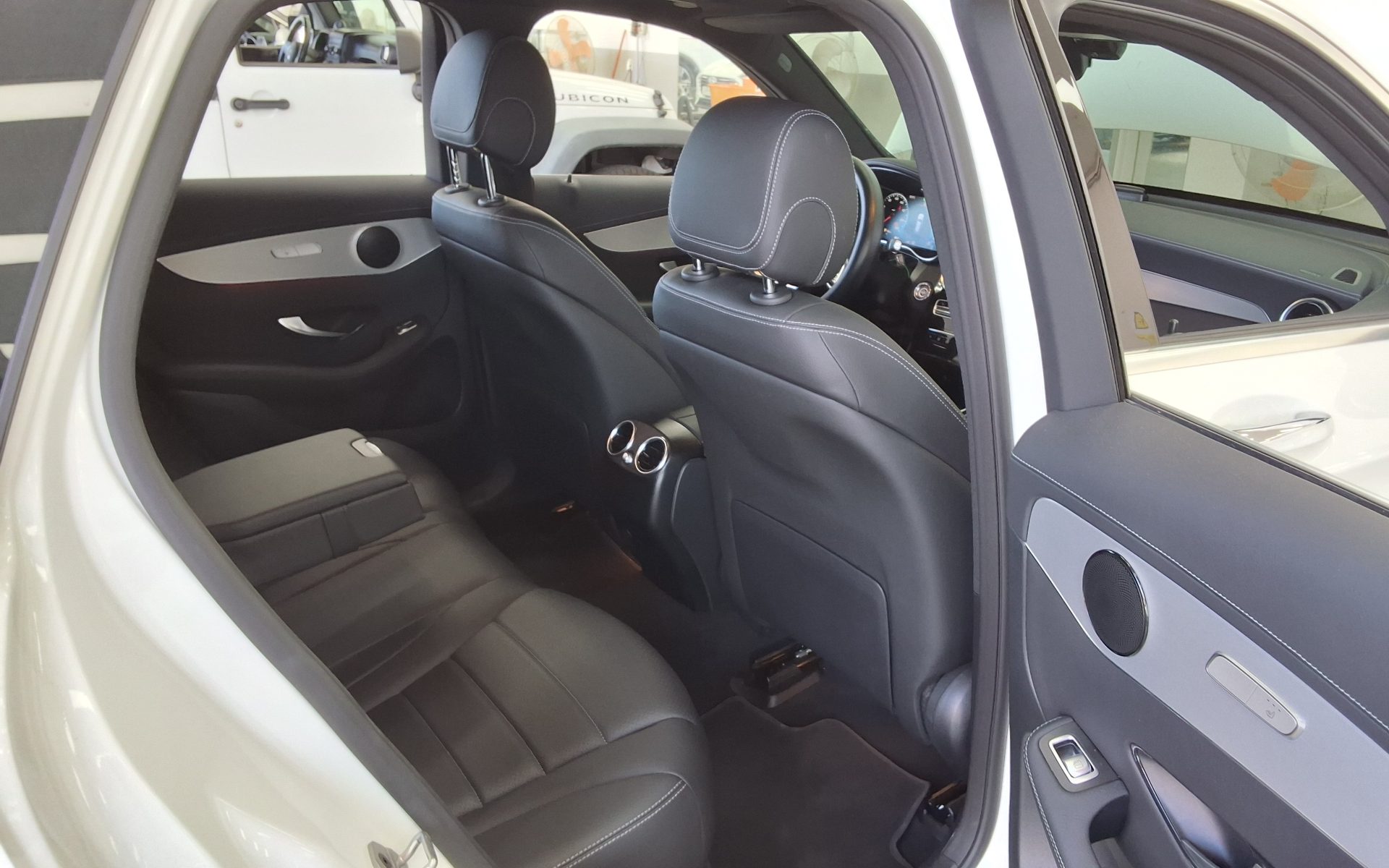 MERCEDES-BENZ GLC-CLASS GLC 300e 4MATIC 2021 - zdjęcie 13