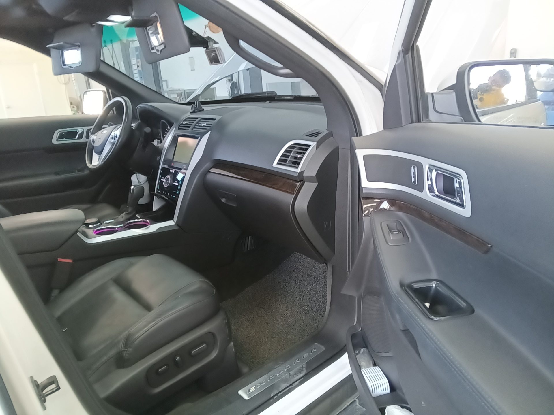 FORD EXPLORER (5TH GEN) 3.5 V6 4WD LIMITED 2015 - zdjęcie 14