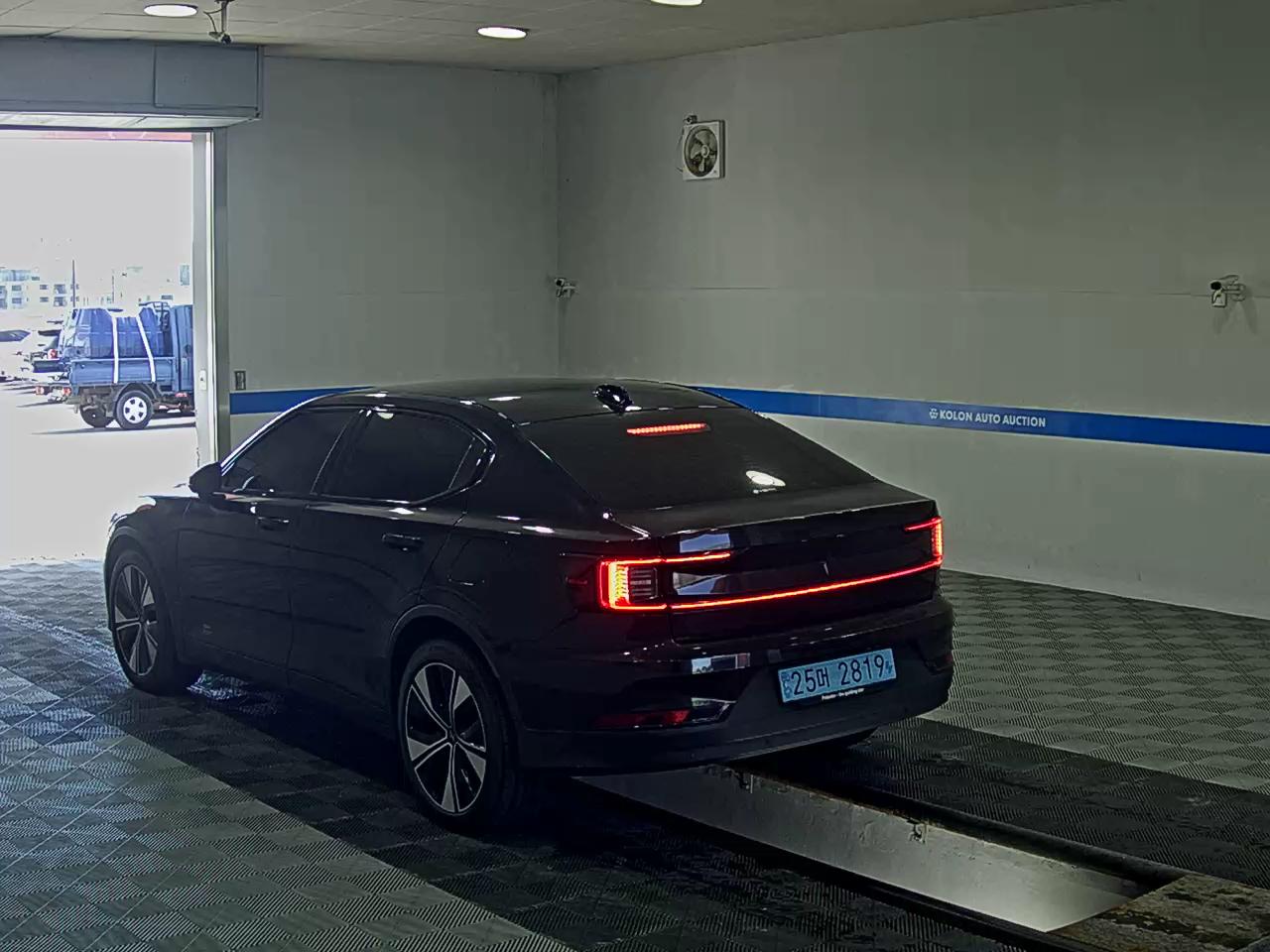 POLESTAR POLESTAR 2 LONG RANGE SINGLE MOTOR 2023 - zdjęcie 6
