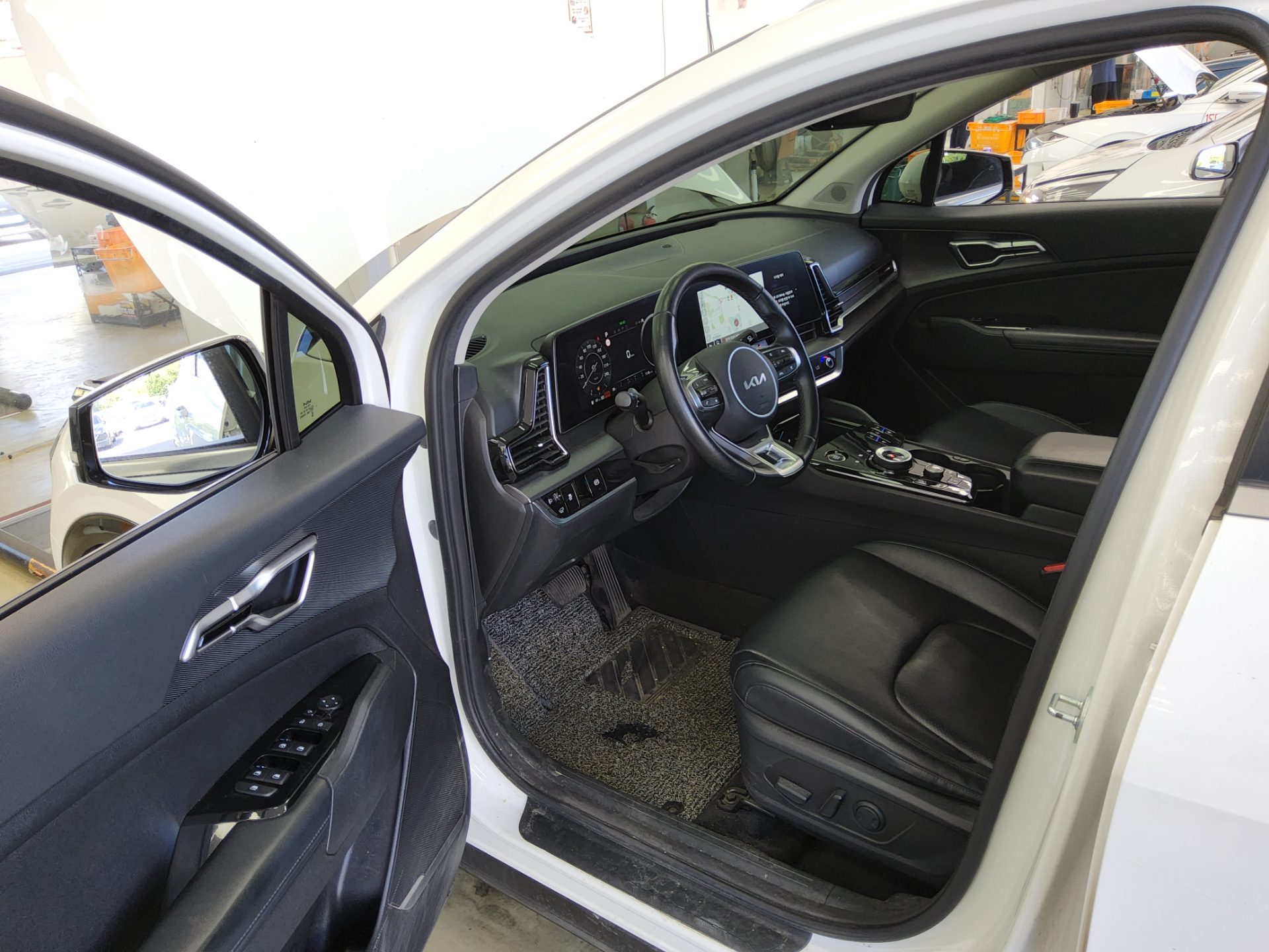 KIA THE ALL NEW SPORTAGE 1.6 GASOLINE 2WD NOBLESSE 2022 - zdjęcie 10