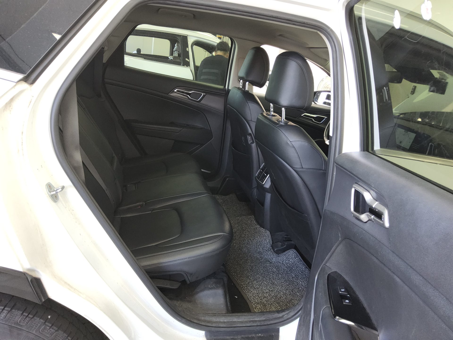KIA THE ALL NEW SPORTAGE 1.6 GASOLINE 2WD NOBLESSE 2022 - zdjęcie 13