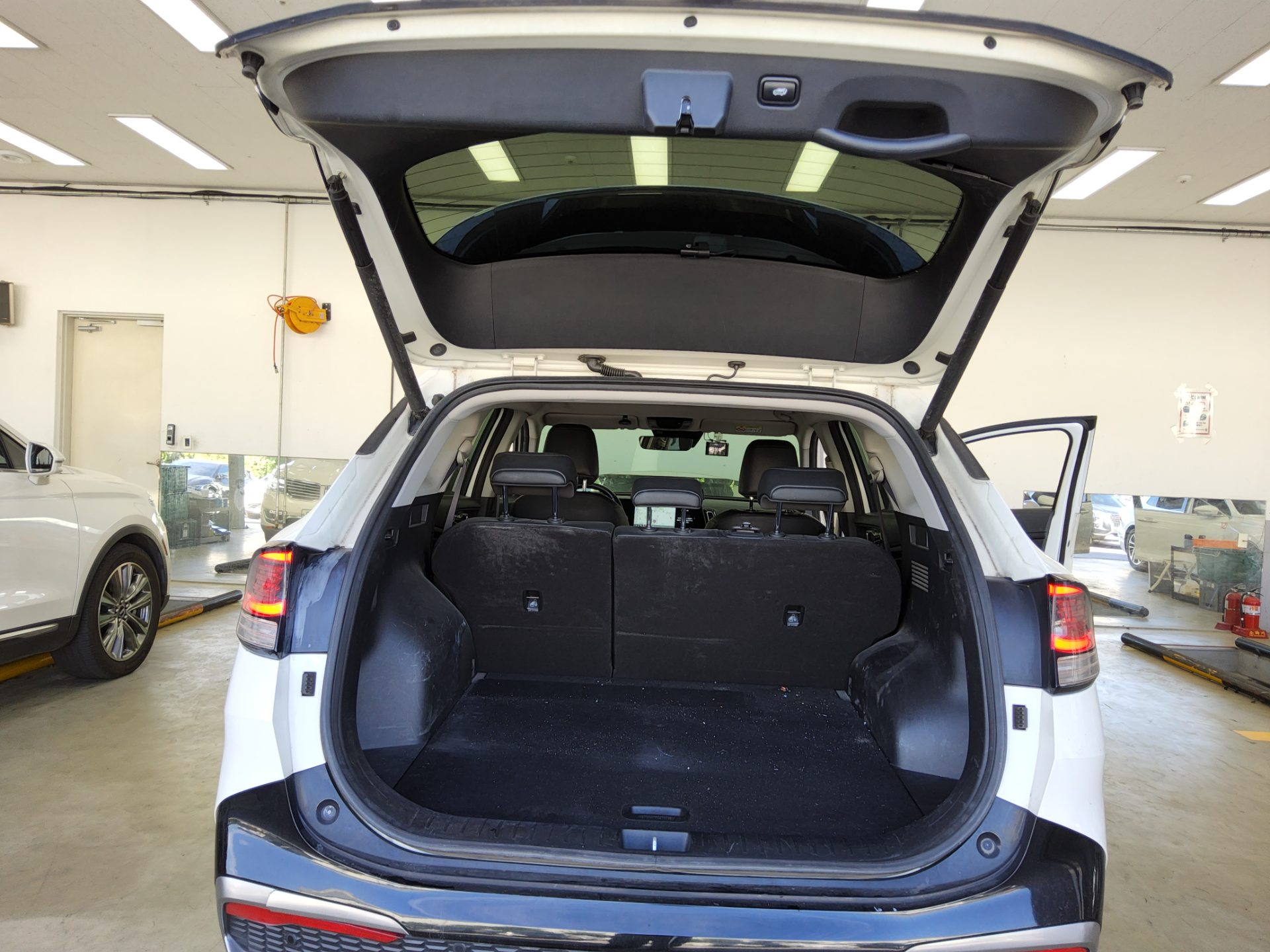 KIA THE ALL NEW SPORTAGE 1.6 GASOLINE 2WD NOBLESSE 2022 - zdjęcie 15