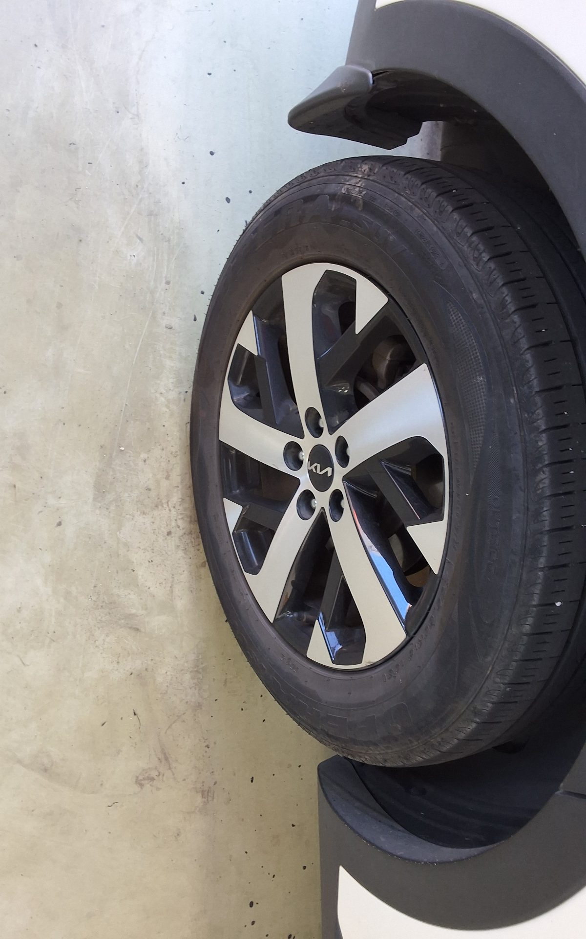 KIA NEW SORENTO (MQ4) 2.2 DIESEL 2WD NOBLESSE 2022 - zdjęcie 26