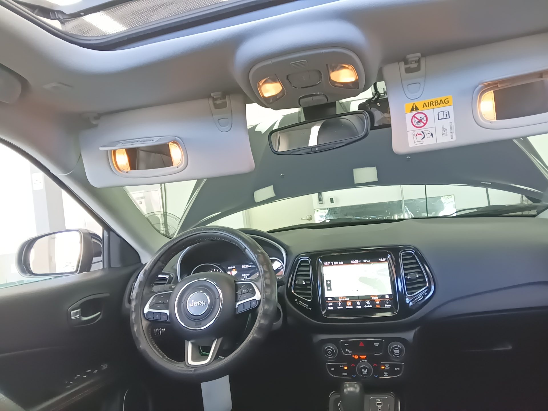 JEEP COMPASS (MP) 2.4 AWD LIMITED 2019 - zdjęcie 20