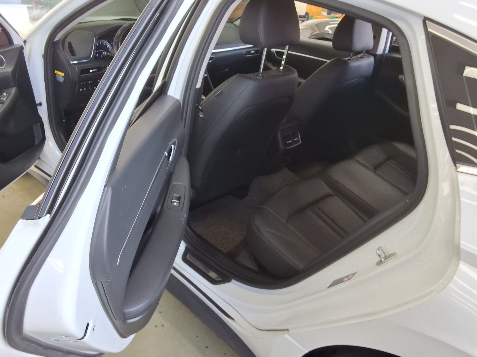 HYUNDAI SONATA (DN8) L2.0 RENTAL CAR SMART 2020 - zdjęcie 12