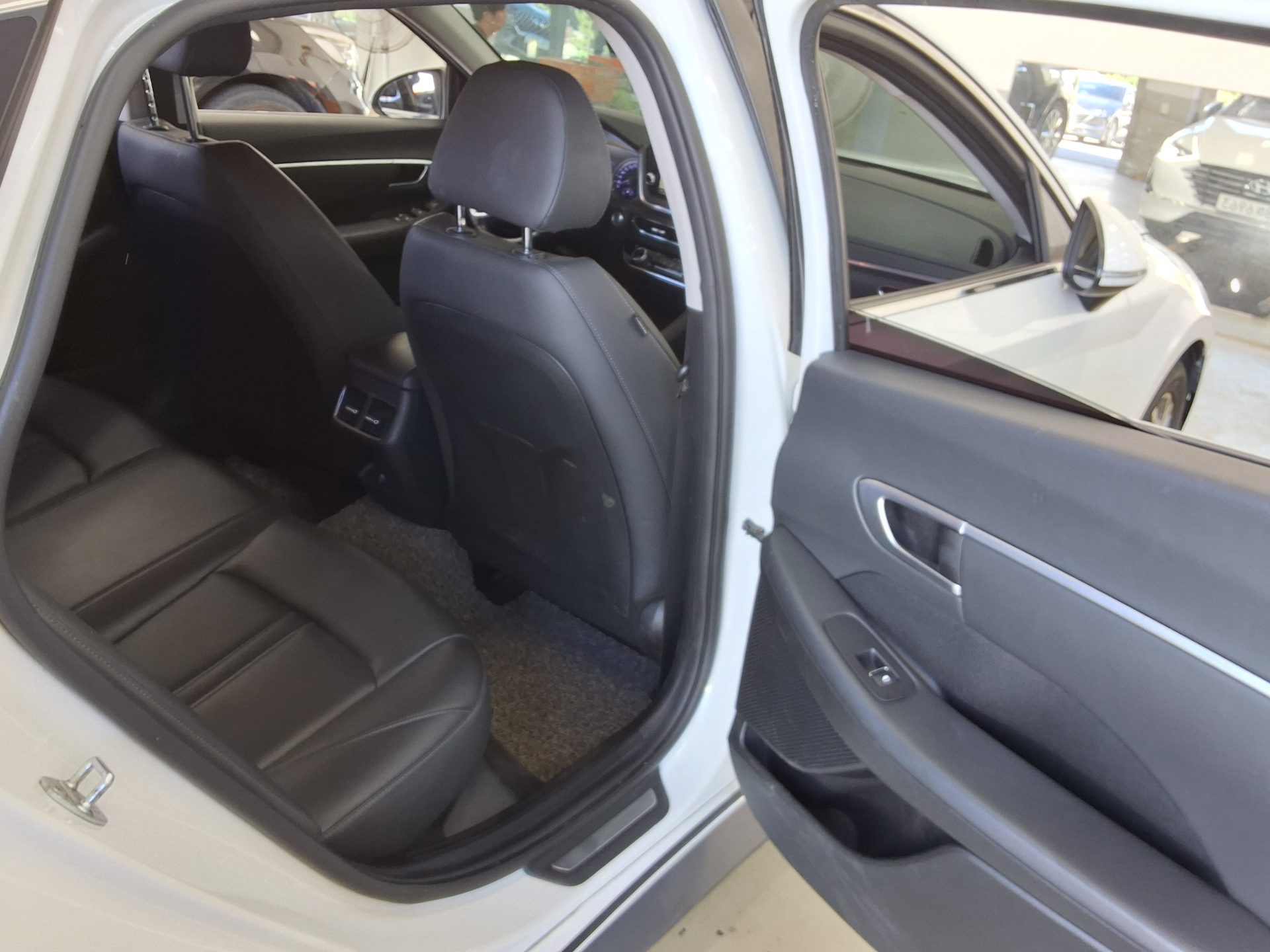 HYUNDAI SONATA (DN8) L2.0 RENTAL CAR SMART 2020 - zdjęcie 13