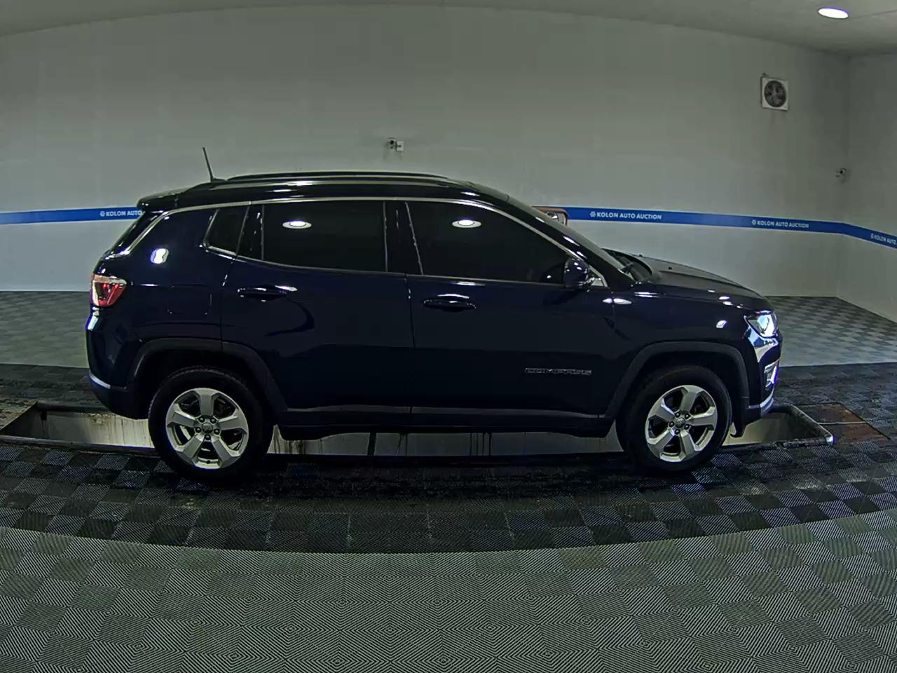JEEP COMPASS (MP) 2.4 AWD LIMITED 2019 - zdjęcie 4