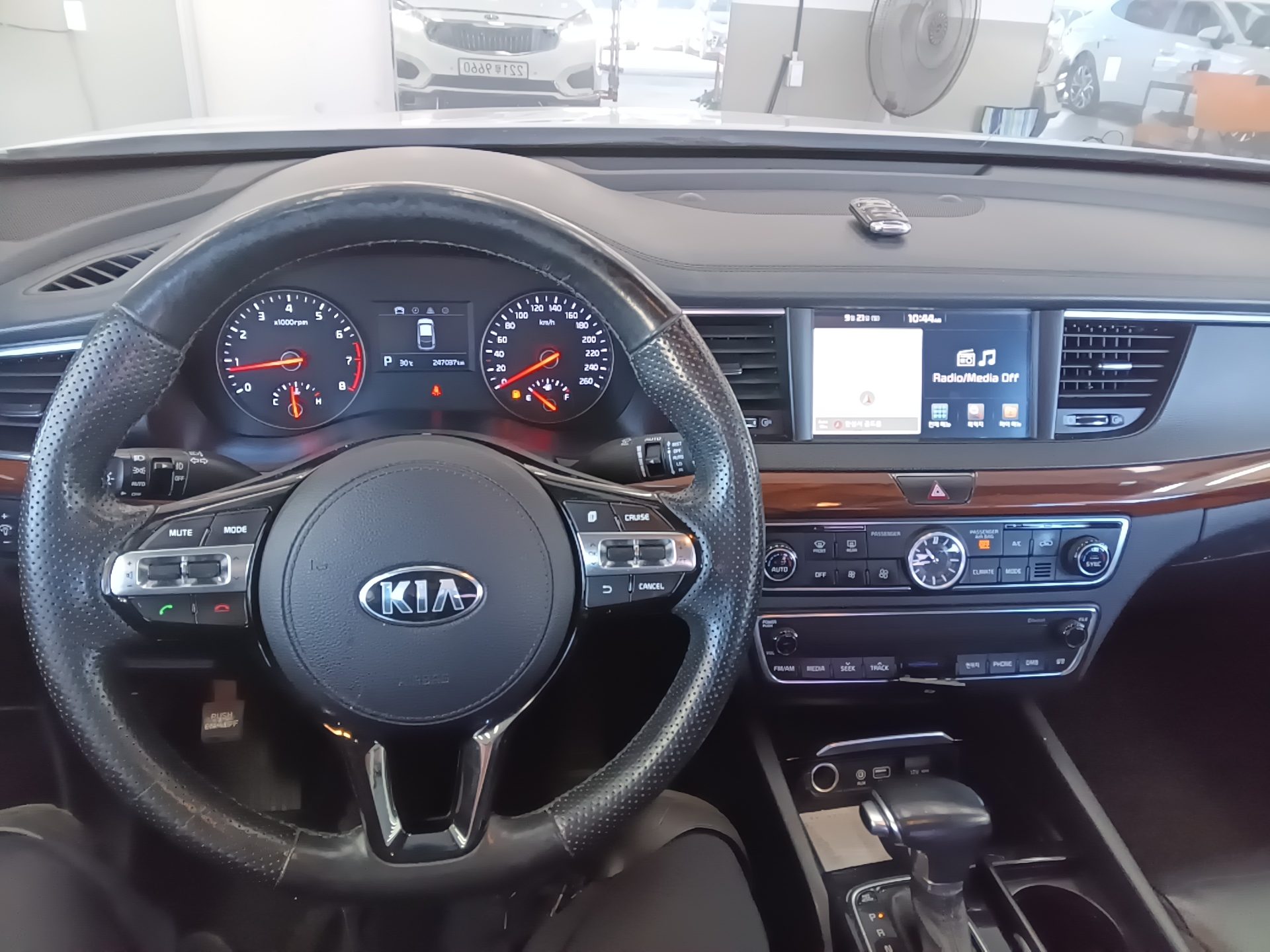 KIA ALL NEW K7 3.0 LPI RENTAL CAR LUXURY 2016 - zdjęcie 17