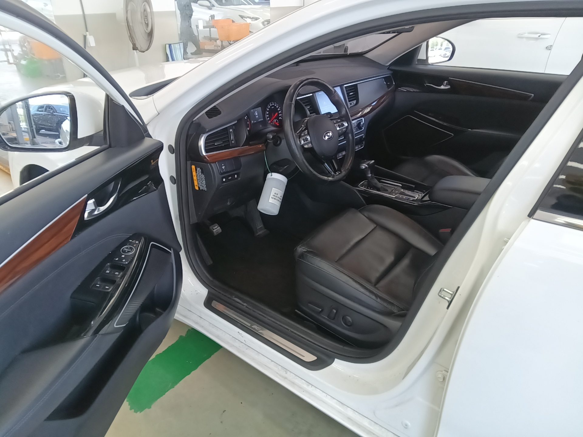 KIA ALL NEW K7 3.0 LPI RENTAL CAR LUXURY 2016 - zdjęcie 10