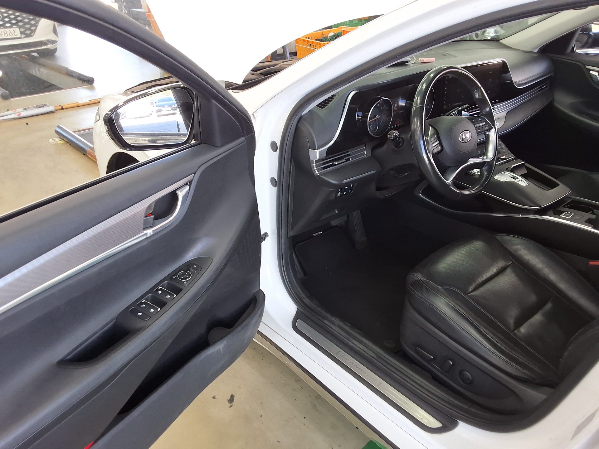 HYUNDAI THE NEW GRANDEUR IG LPi 3.0 RENTAL CAR PREMIUM 2021 - zdjęcie 11