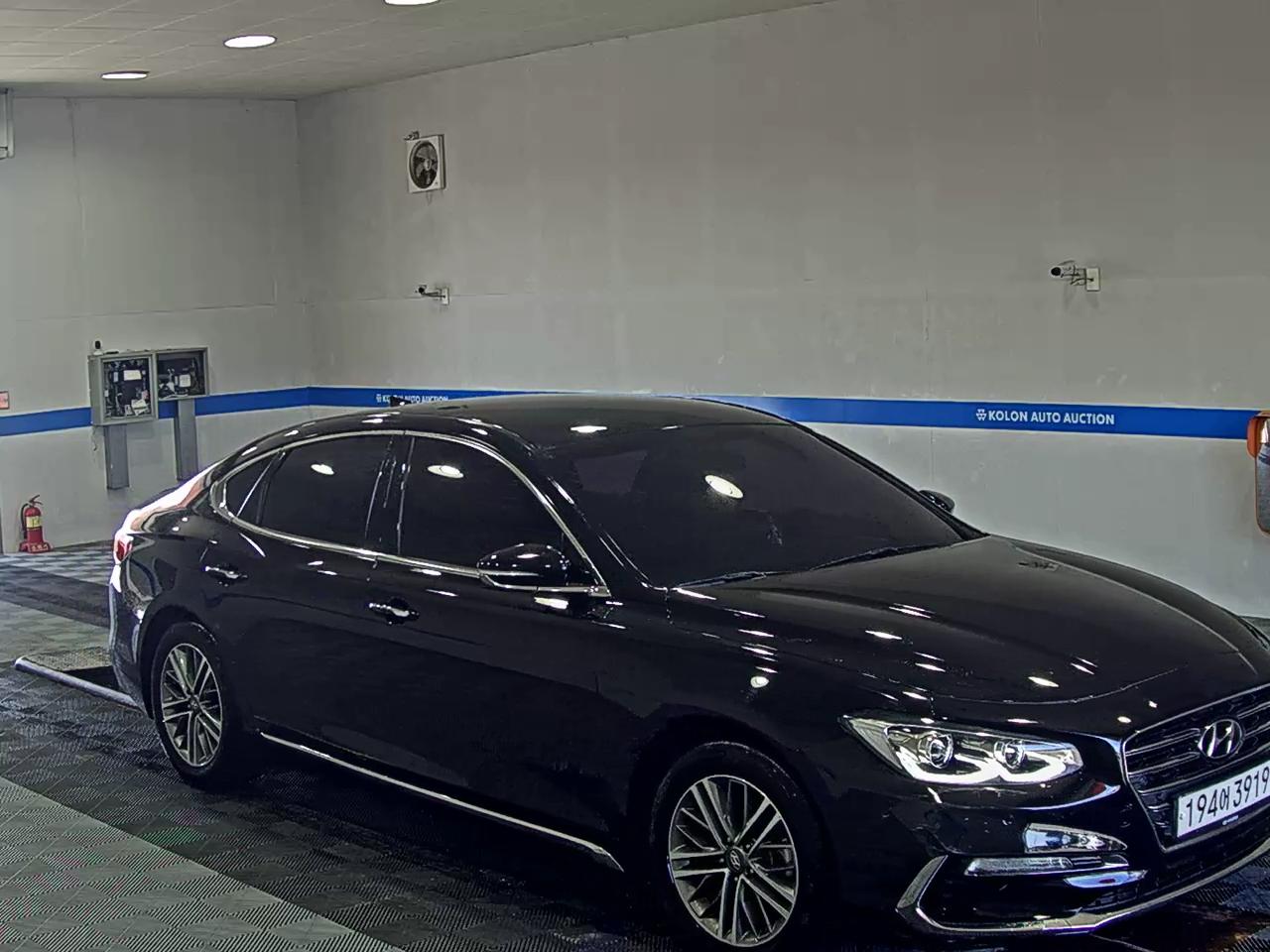 HYUNDAI GRANDEUR IG 3.0 GDi MODERN BASIC RENTAL CAR 2019 - zdjęcie 3