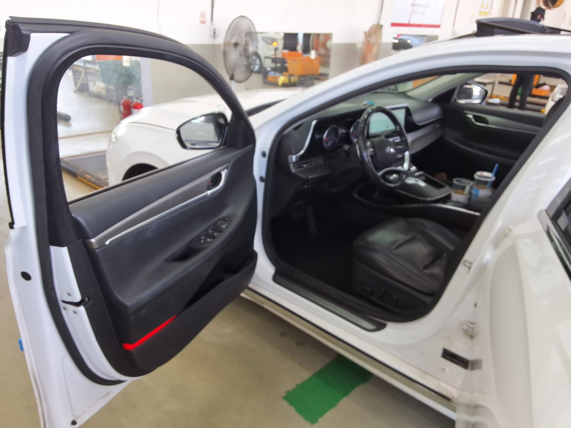 HYUNDAI THE NEW GRANDEUR IG LPi 3.0 RENTAL CAR PREMIUM 2021 - zdjęcie 10