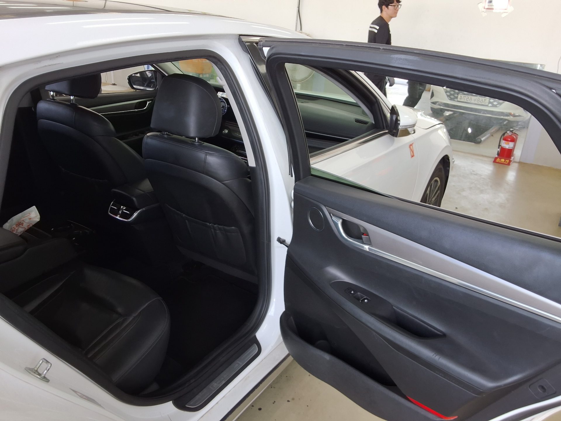 HYUNDAI THE NEW GRANDEUR IG LPi 3.0 RENTAL CAR PREMIUM 2021 - zdjęcie 13