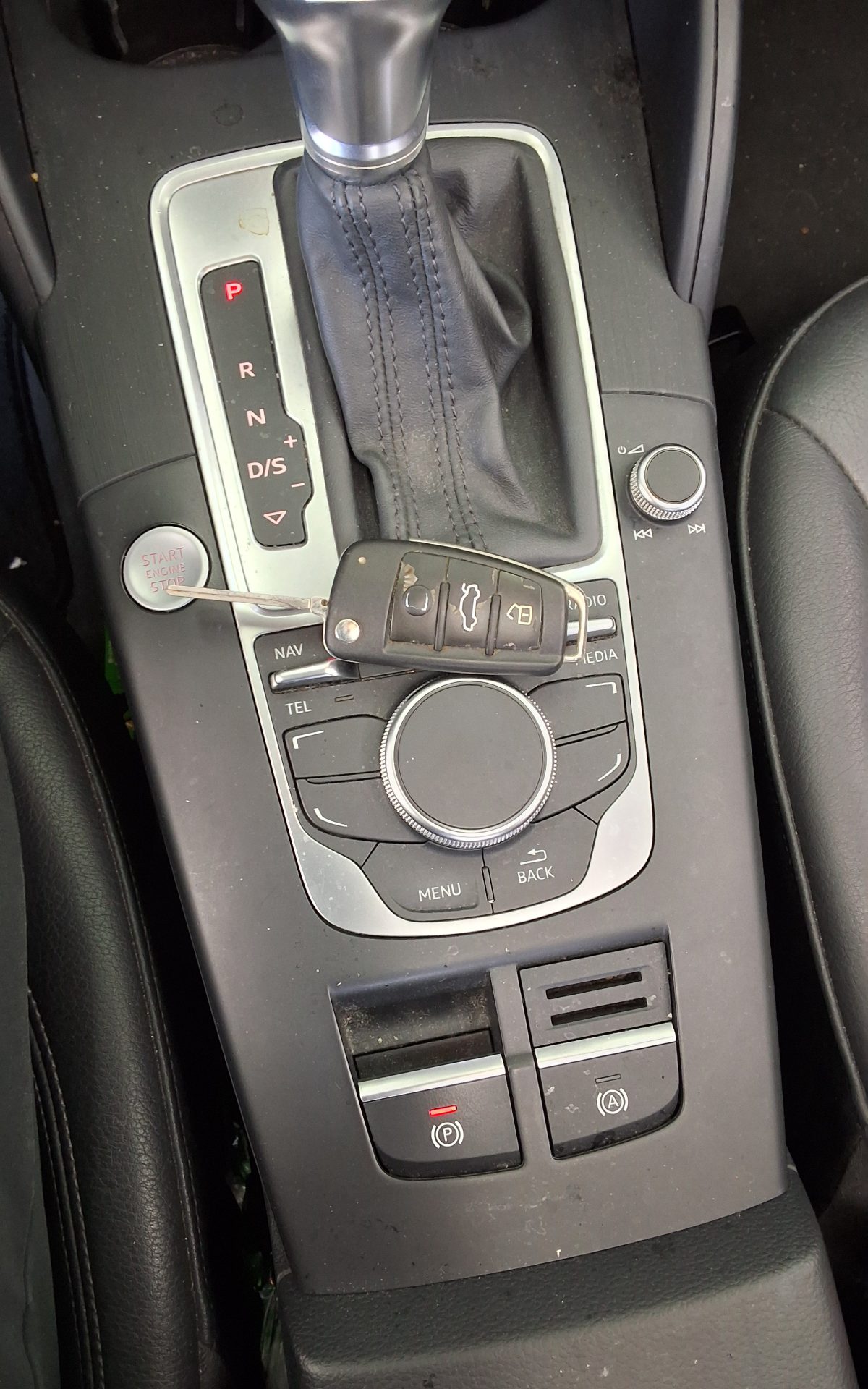 AUDI A3 (3RD GEN) 25 TDI SPORTBACK DYNAMIC 2015 - zdjęcie 19
