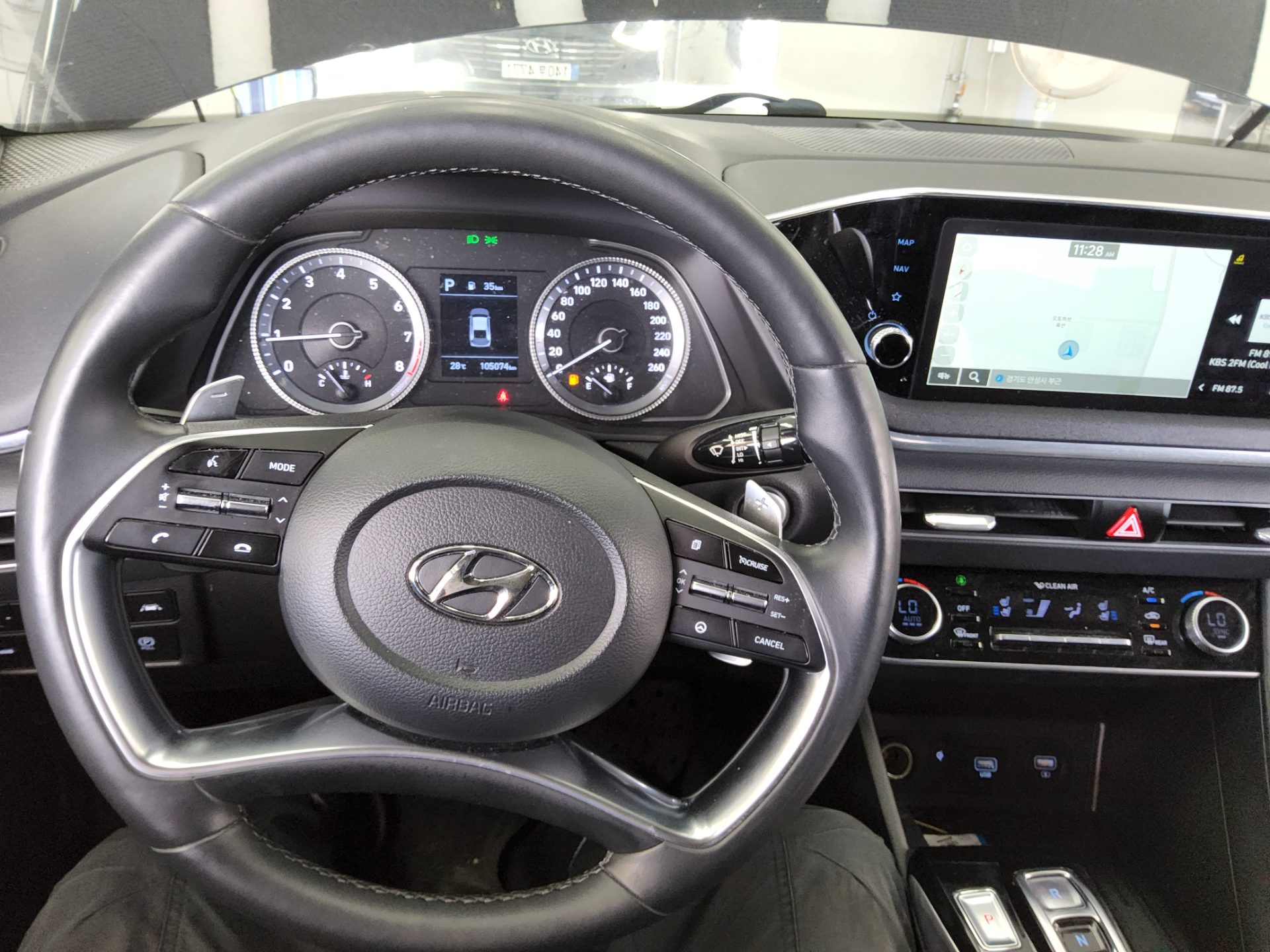 HYUNDAI SONATA (DN8) G2.0 PREMIUM FAMILY 2020 - zdjęcie 17