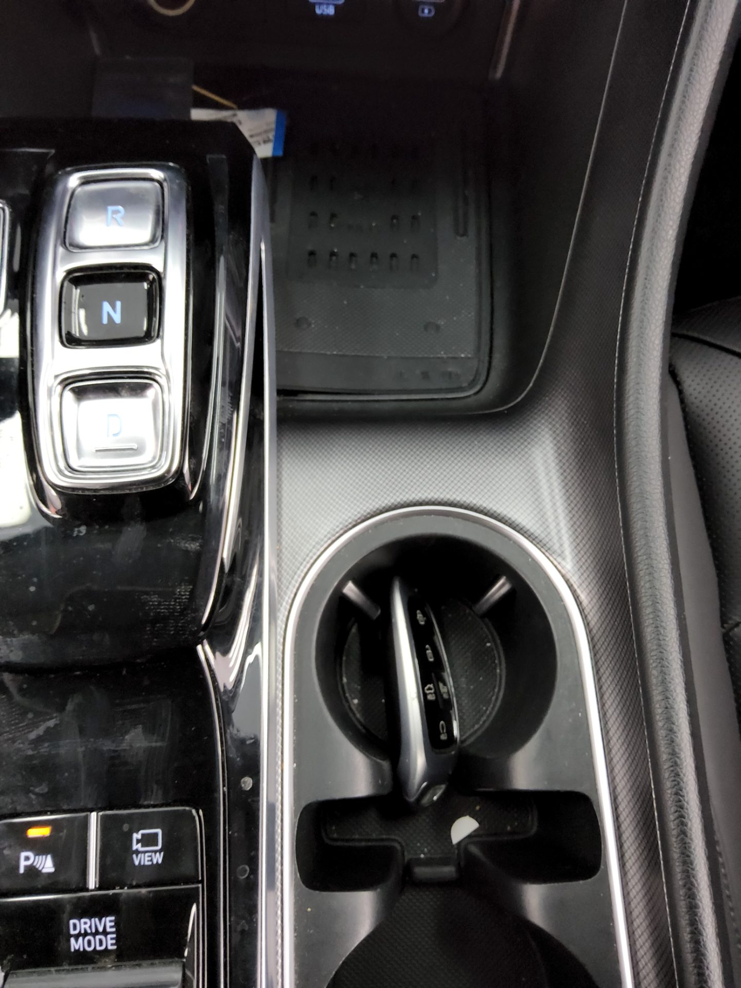 HYUNDAI SONATA (DN8) G2.0 PREMIUM FAMILY 2020 - zdjęcie 19