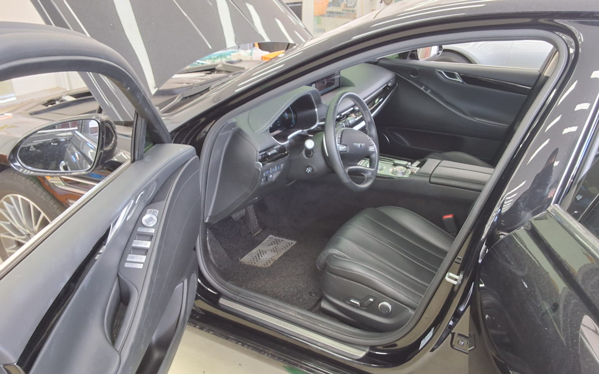GENESIS THE ALL NEW G80 GASOLINE 2.5 AWD BASE MODEL 2022 - zdjęcie 10