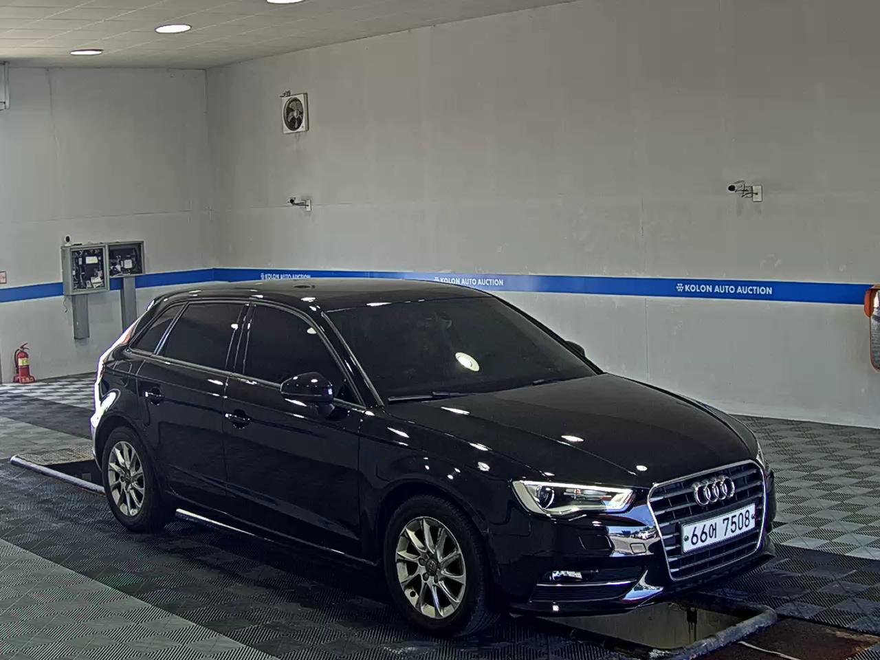 AUDI A3 (3RD GEN) 25 TDI SPORTBACK DYNAMIC 2015 - zdjęcie 3