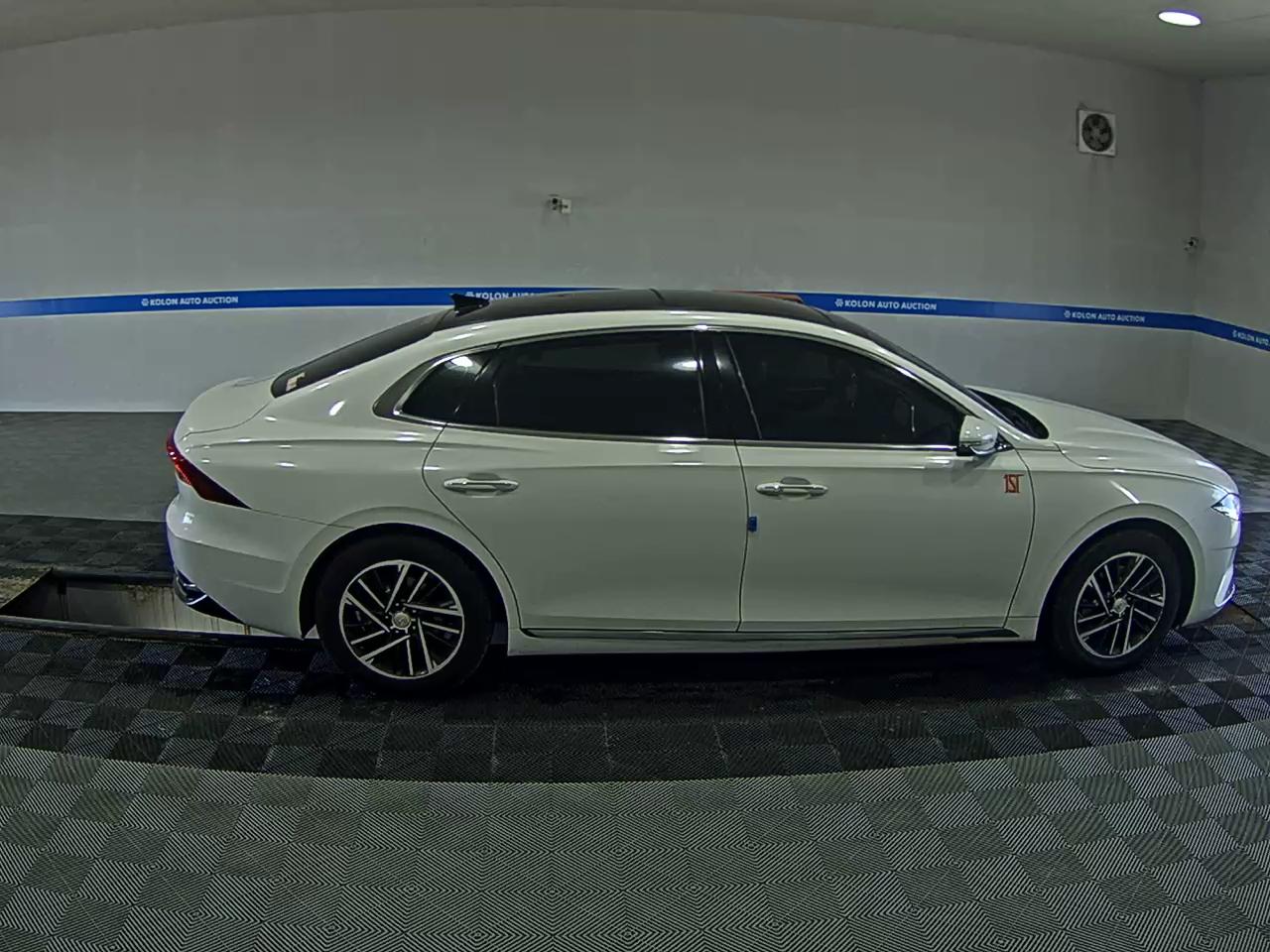 HYUNDAI THE NEW GRANDEUR IG LPi 3.0 RENTAL CAR PREMIUM 2021 - zdjęcie 4