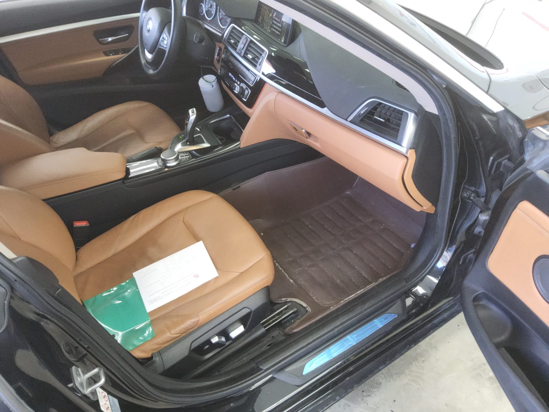 BMW GRAN TURISMO (GT) 3 SERIES GT 320d LUXURY LINE 2018 - zdjęcie 14