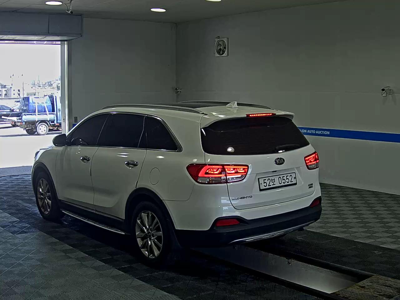 KIA ALL NEW SORENTO R2.0 2WD NOBLESSE 2016 - zdjęcie 6