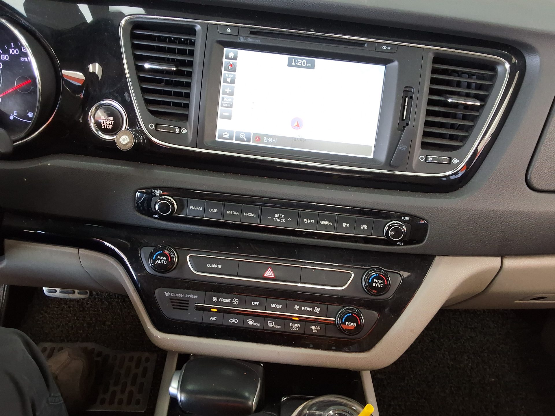 KIA ALL NEW CARNIVAL 7-SEATER LIMOUSINE DIESEL PRESIDENT 2017 - zdjęcie 24