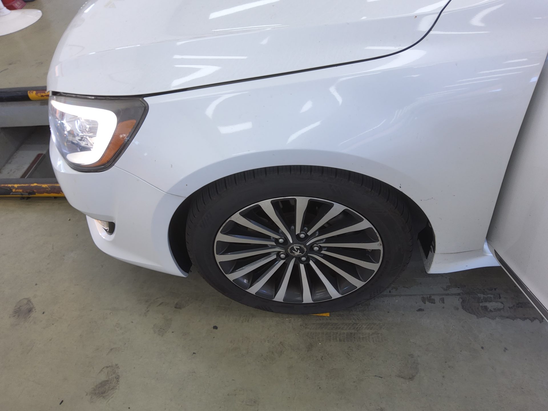KIA K7 PRESTIGE 2.4 GDI PRESTIGE 2013 - zdjęcie 24