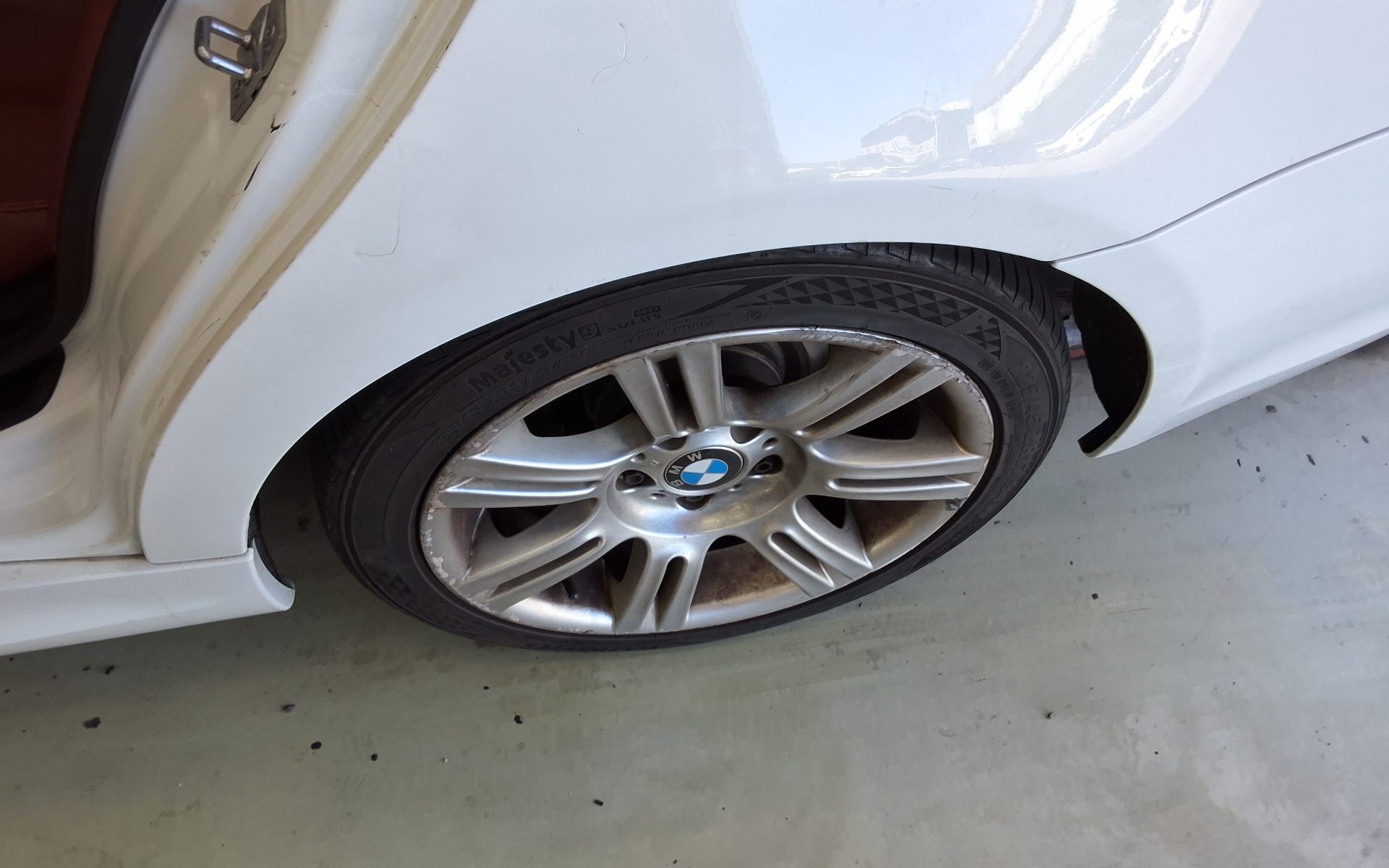 BMW 3 SERIES (5TH GEN) 320d M SPORT 2011 - zdjęcie 25