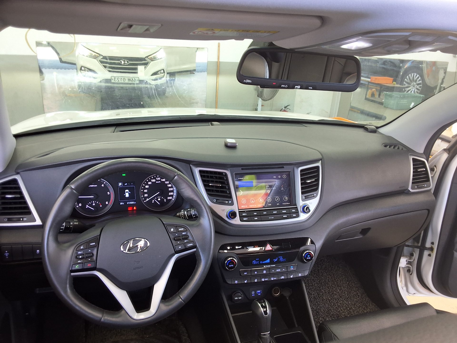 HYUNDAI ALL NEW TUCSON DIESEL R2.0 2WD MODERN 2017 - zdjęcie 11
