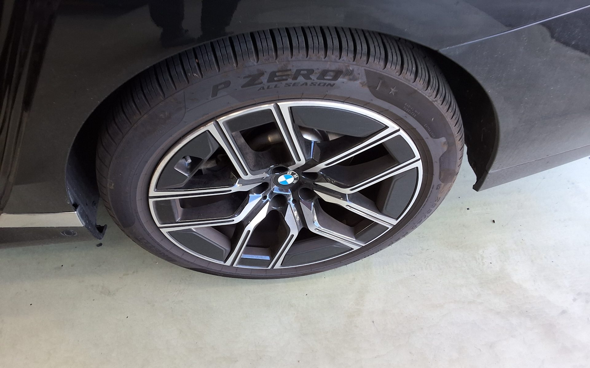 BMW 7 SERIES (7TH GEN) 740i xDRIVE M SPORT 2024 - zdjęcie 26