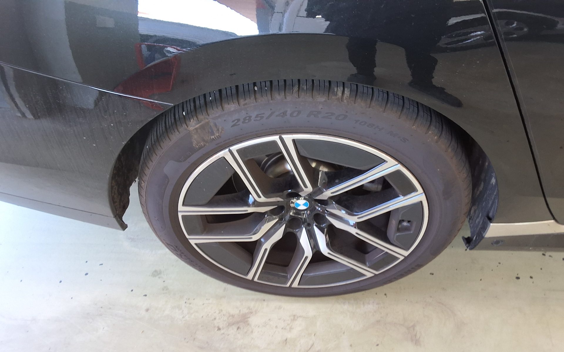 BMW 7 SERIES (7TH GEN) 740i xDRIVE M SPORT 2024 - zdjęcie 28