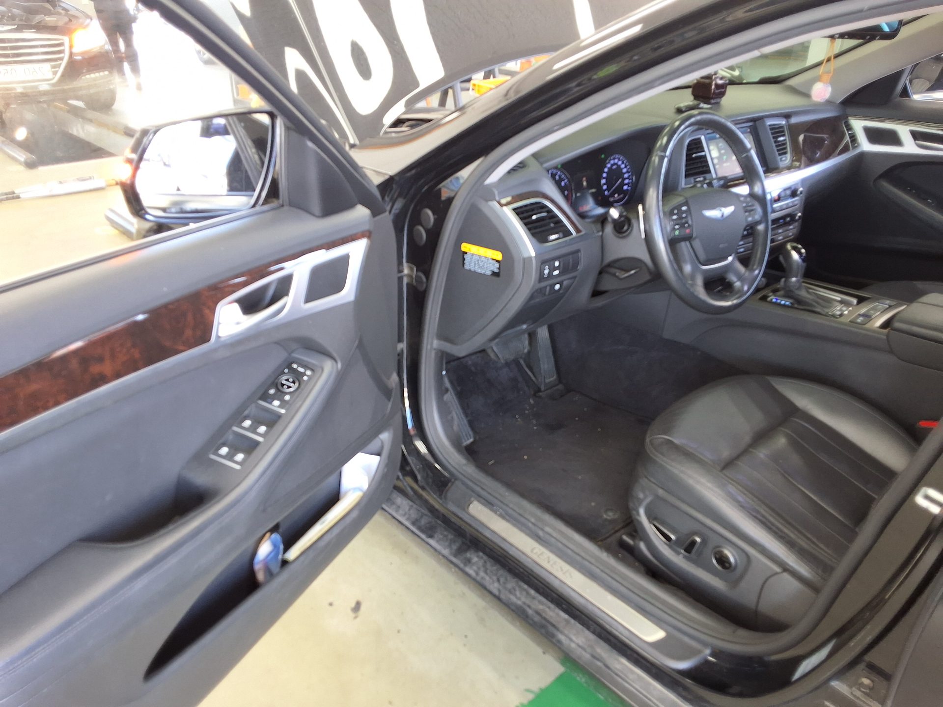 HYUNDAI GENESIS DH G330 MODERN 2016 - zdjęcie 11