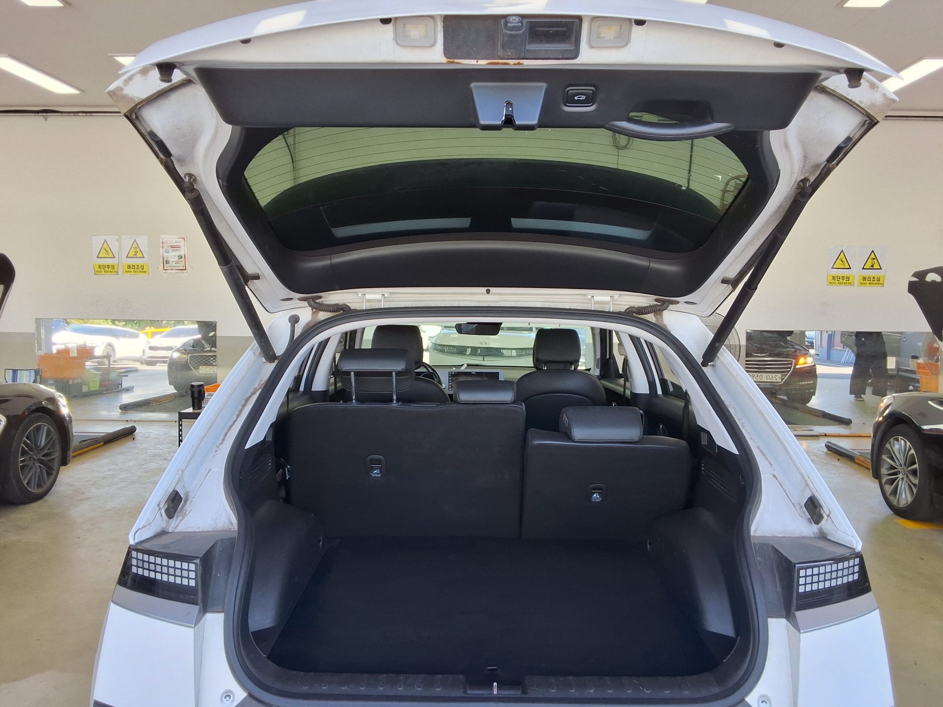 HYUNDAI IONIQ 5 EV 2WD LONG RANGE EXCLUSIVE 2022 - zdjęcie 15