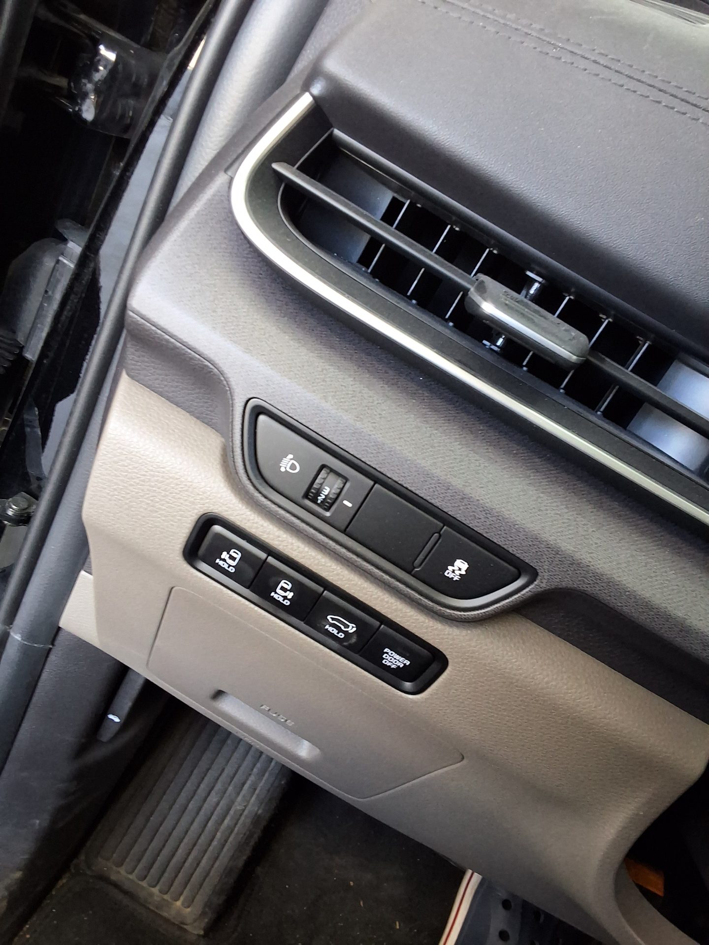 KIA THE NEW CARNIVAL (KA4) 9-SEATER DIESEL NOBLESSE 2024 - zdjęcie 20