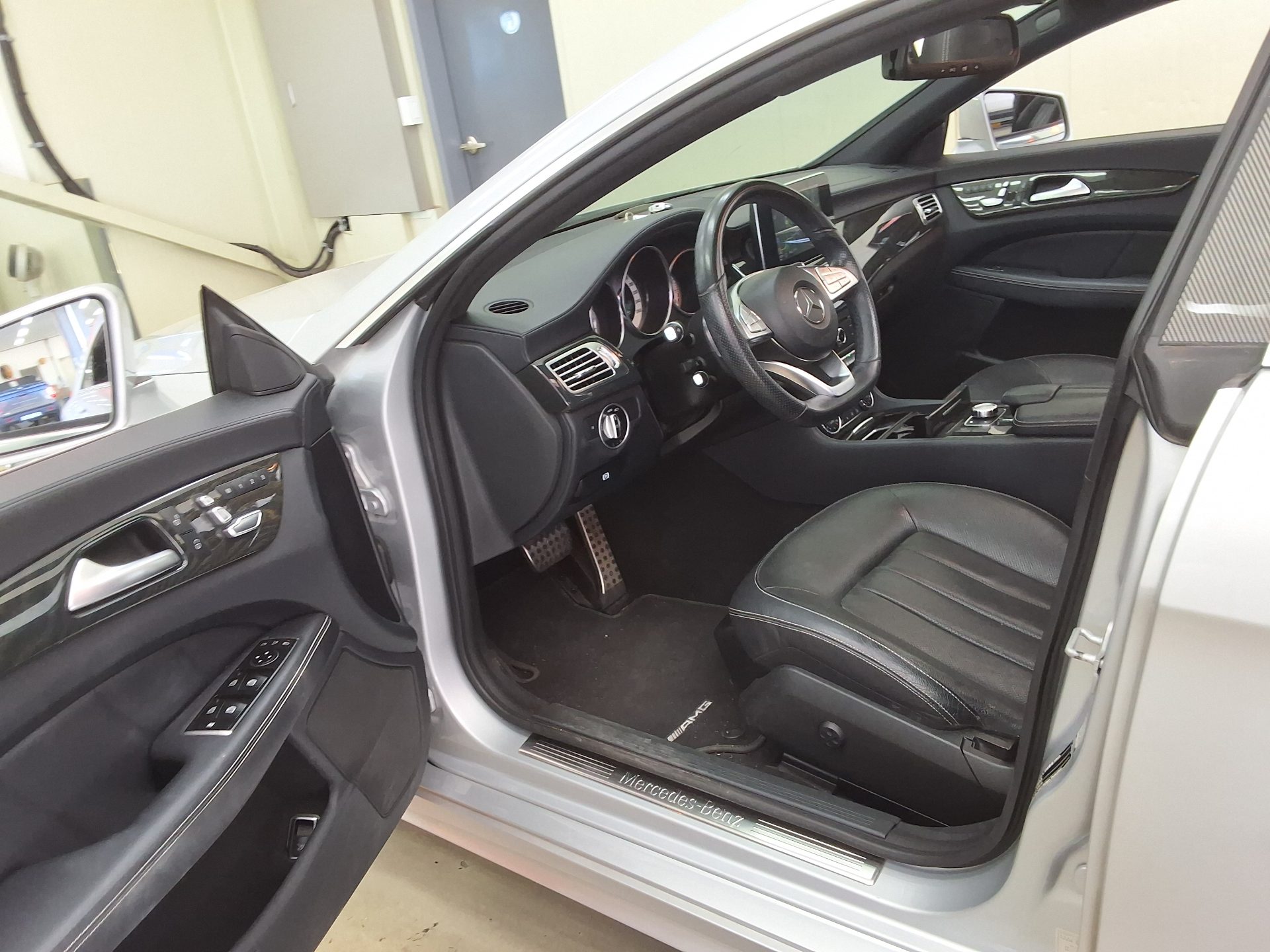 MERCEDES-BENZ CLS-CLASS (2ND GEN) CLS400 2015 - zdjęcie 11