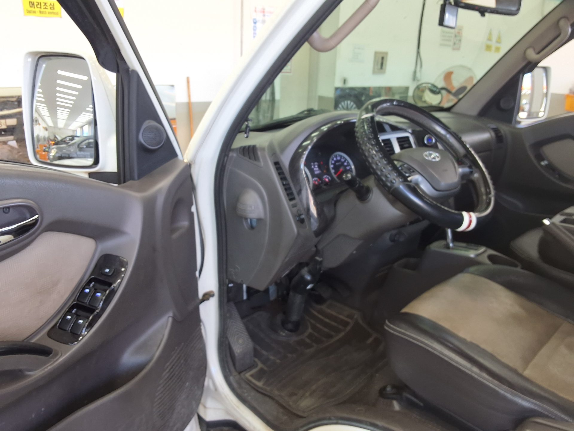 HYUNDAI PORTER II CRDi DOUBLE CAB EXTRA LONG WHEELBASE PREMIUM 2018 - zdjęcie 10