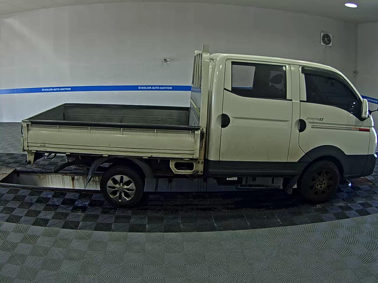 HYUNDAI PORTER II CRDi DOUBLE CAB EXTRA LONG WHEELBASE PREMIUM 2018 - zdjęcie 4