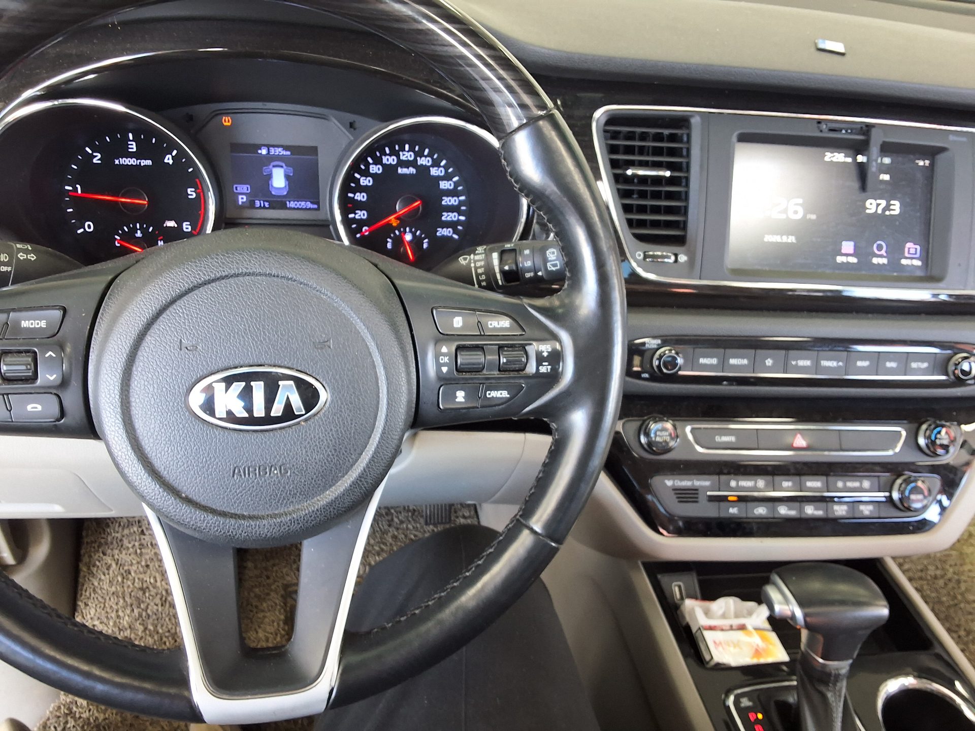 KIA THE NEW CARNIVAL 9-SEATER DIESEL NOBLESSE SPECIAL 2019 - zdjęcie 11