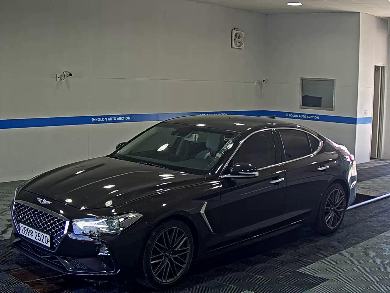GENESIS G70 2.0T SUPREME 2018 - zdjęcie 2